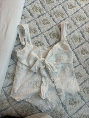 Cider White Lace Tie-Front Camisole